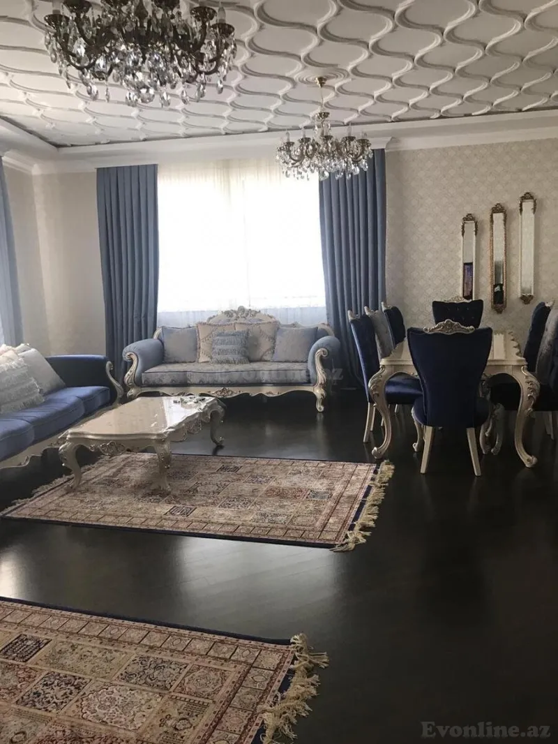 Satılır 3 otaqlı Mənzil Yeni tikili 155 m² 8 Noyabr m.