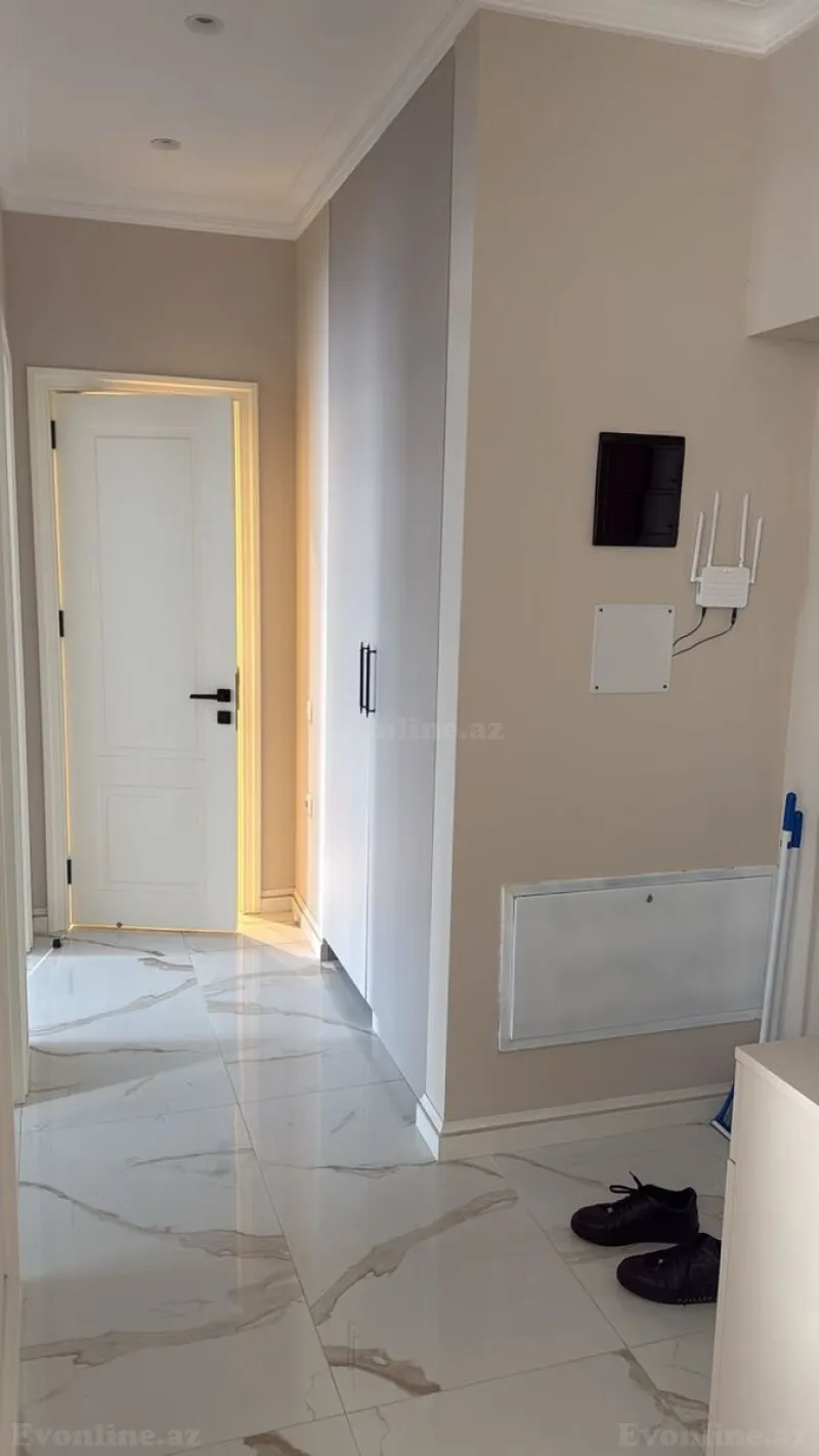 Kirayə verilir 2 otaqlı Mənzil Yeni tikili 75 m² Bakmil m. - şəkil 7