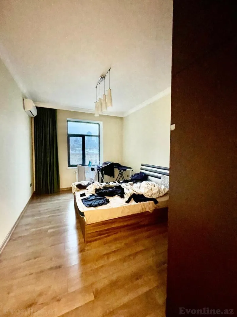 Kirayə verilir 3 otaqlı Mənzil Yeni tikili 140 m² Nizami m. - şəkil 12