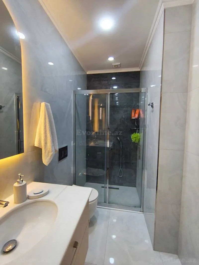 Kirayə verilir 2 otaqlı Mənzil Yeni tikili 70 m² Gənclik m. - şəkil 12