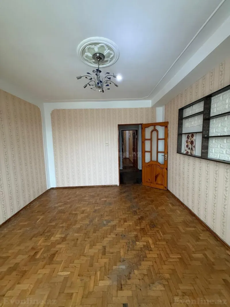 Satılır 4 otaqlı Mənzil Köhnə tikili 100 m² Xalqlar Dostluğu m. - şəkil 7