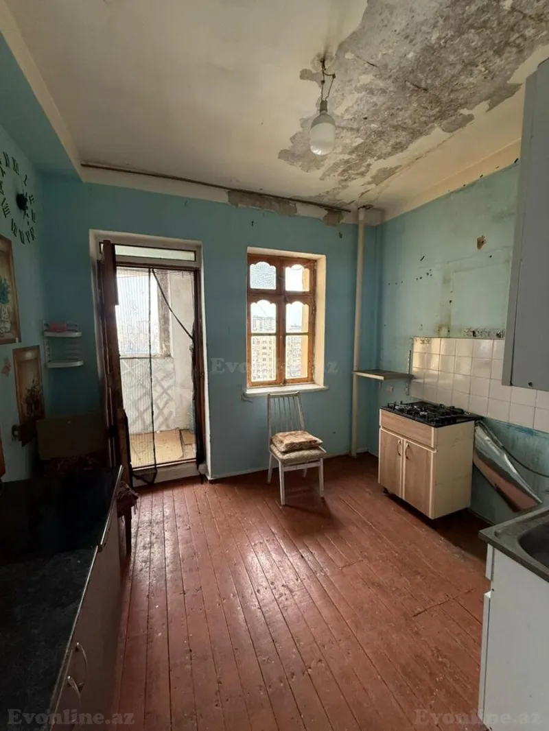Satılır 4 otaqlı Mənzil Köhnə tikili 100 m² Xalqlar Dostluğu m. - şəkil 21