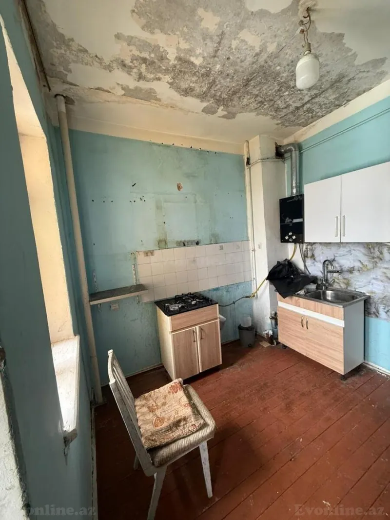 Satılır 4 otaqlı Mənzil Köhnə tikili 100 m² Xalqlar Dostluğu m. - şəkil 23