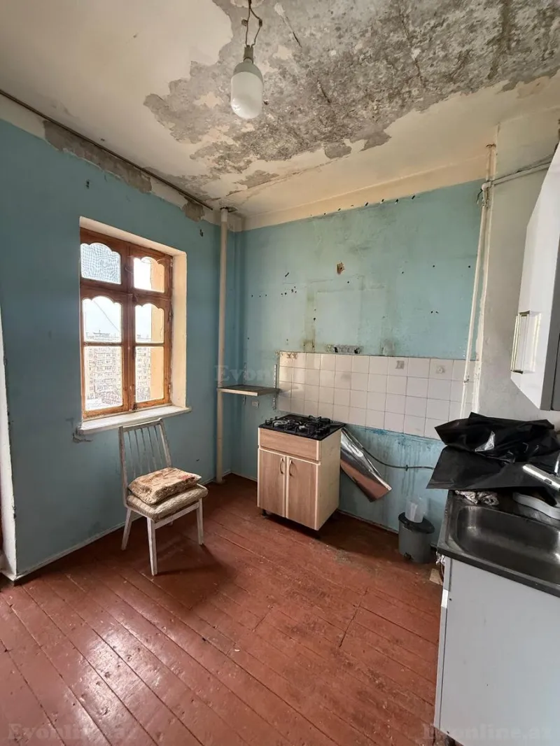 Satılır 4 otaqlı Mənzil Köhnə tikili 100 m² Xalqlar Dostluğu m. - şəkil 26