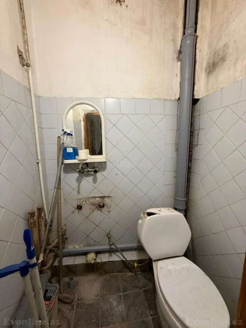 Satılır 4 otaqlı Mənzil Köhnə tikili 100 m² Xalqlar Dostluğu m. - şəkil 28