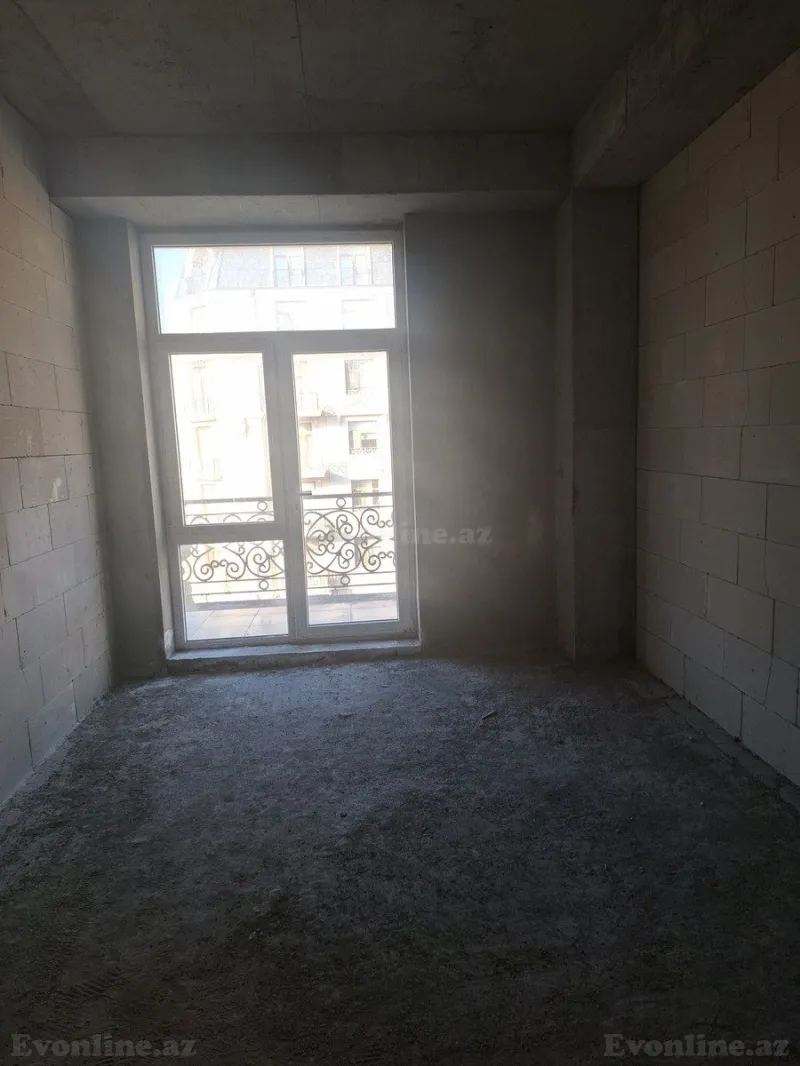 Satılır 4 otaqlı Mənzil Yeni tikili 176 m² Xətai r. - şəkil 4