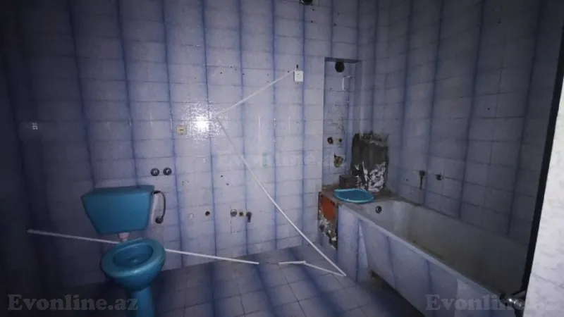 Satılır 3 otaqlı Mənzil Köhnə tikili 90 m² Sahil m. - şəkil 5