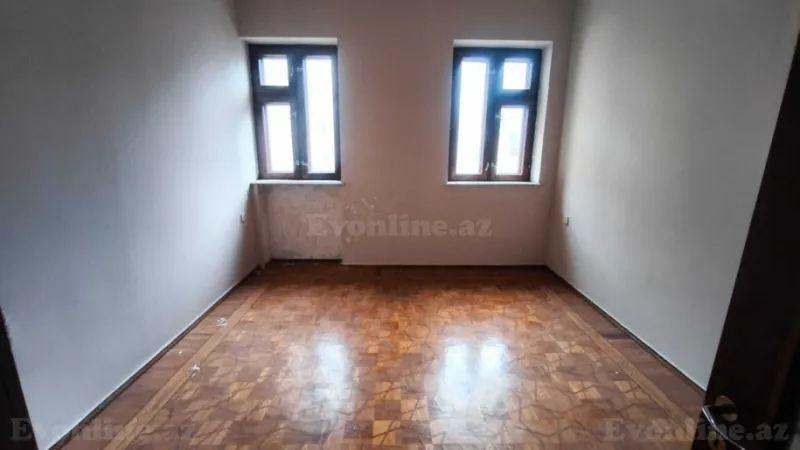 Satılır 3 otaqlı Mənzil Köhnə tikili 90 m² Sahil m. - şəkil 8