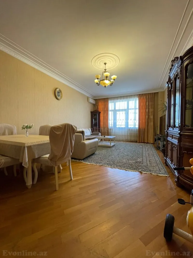 Satılır 3 otaqlı Mənzil Yeni tikili 145 m² Elmlər Akademiyası m. - şəkil 9