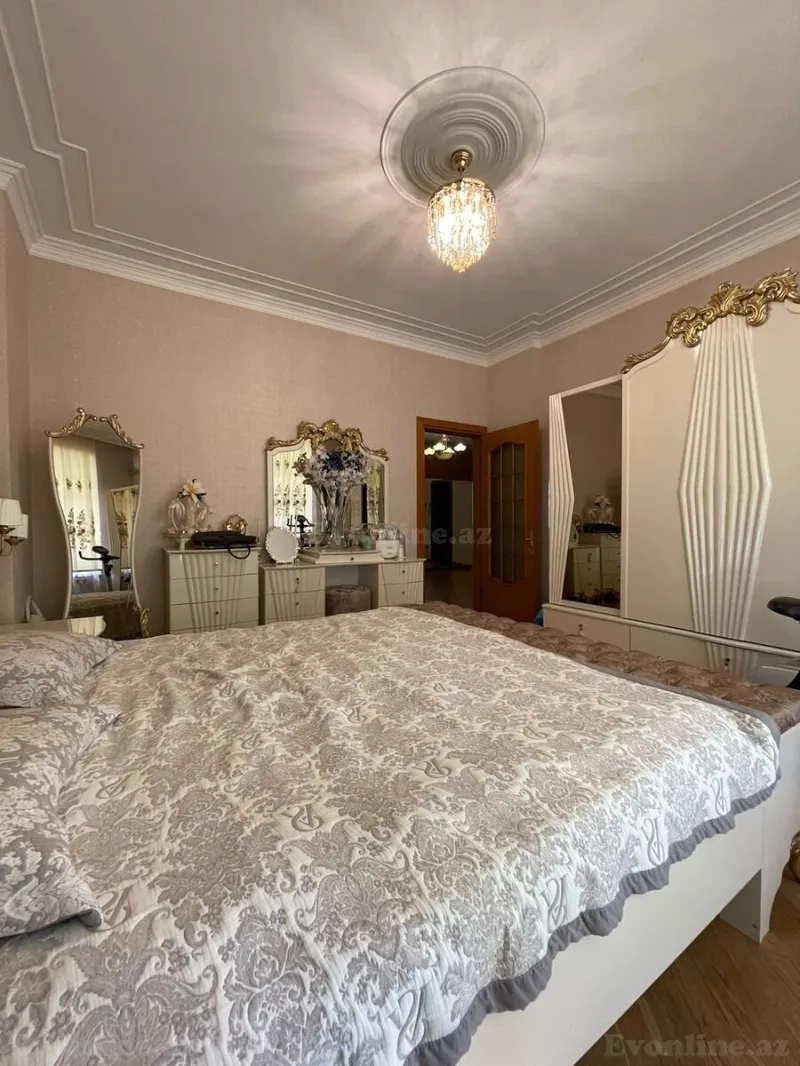 Satılır 3 otaqlı Mənzil Yeni tikili 145 m² Elmlər Akademiyası m. - şəkil 17