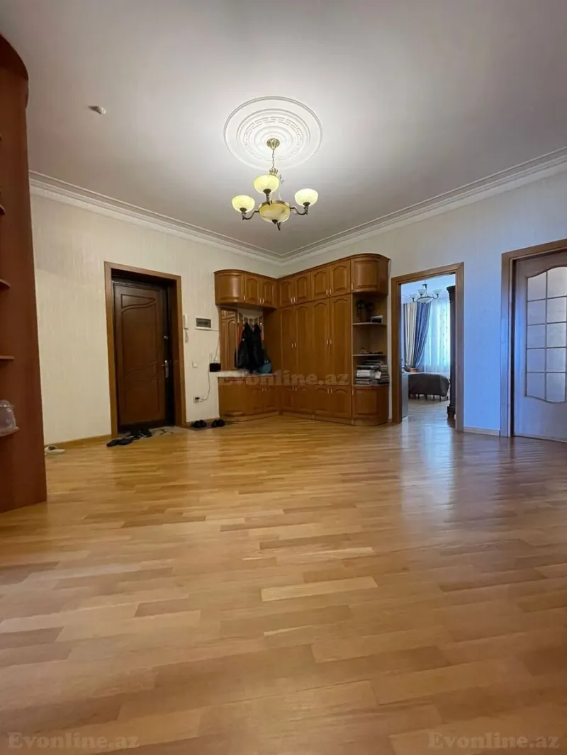 Satılır 3 otaqlı Mənzil Yeni tikili 145 m² Elmlər Akademiyası m. - şəkil 20