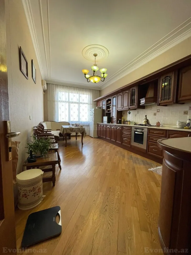 Satılır 3 otaqlı Mənzil Yeni tikili 145 m² Elmlər Akademiyası m. - şəkil 23