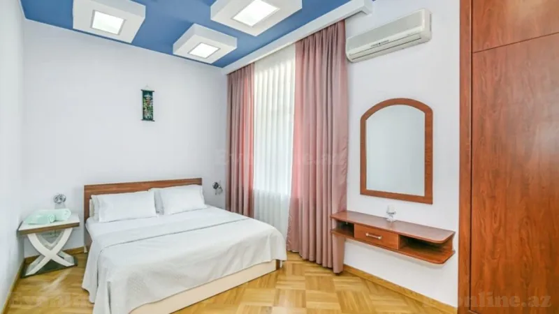 Kirayə verilir 3 otaqlı Mənzil Köhnə tikili 120 m² Sahil m. - şəkil 8