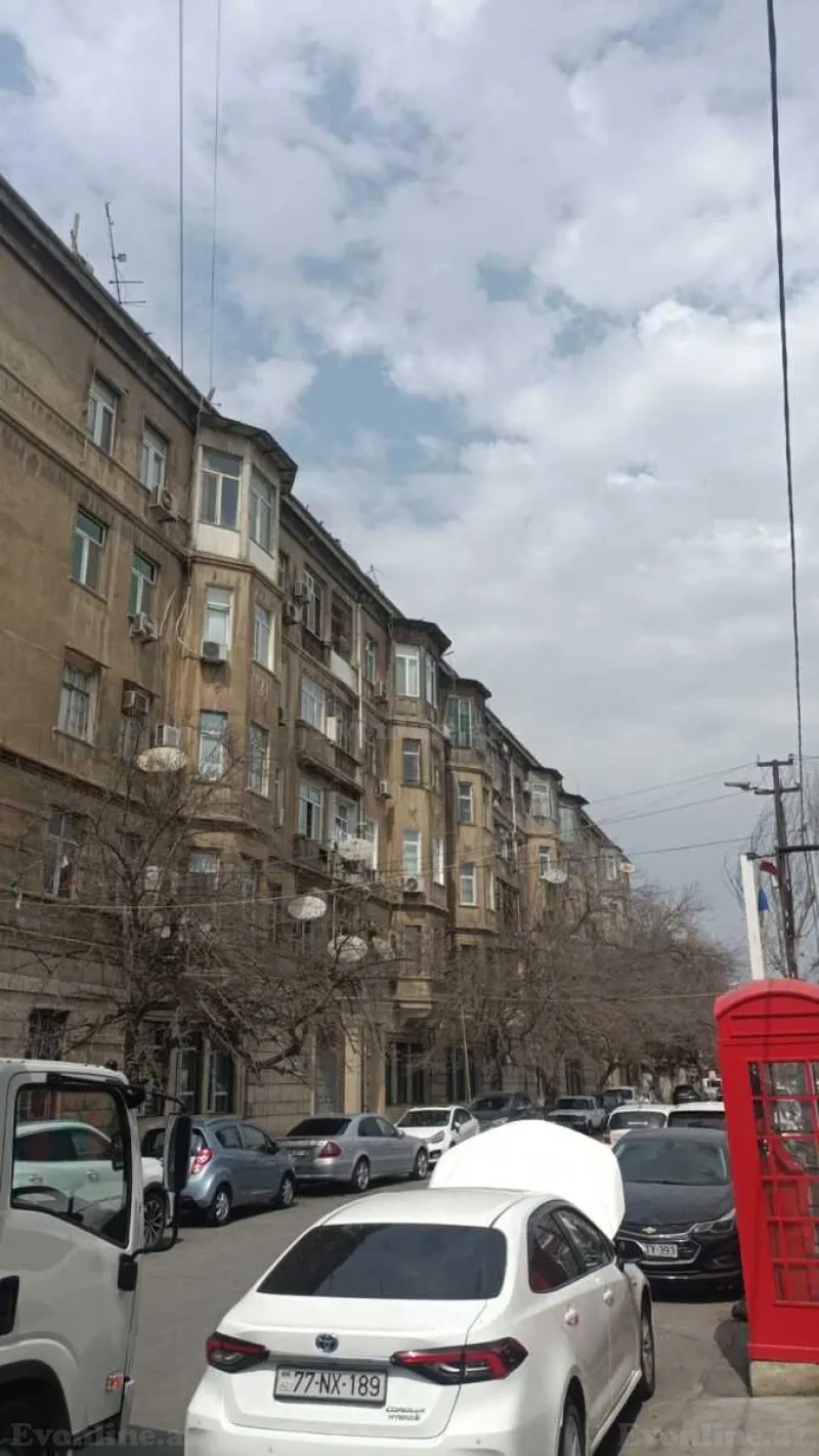 Satılır 3 otaqlı Mənzil Köhnə tikili 60 m² Nəriman Nərimanov m. - şəkil 2