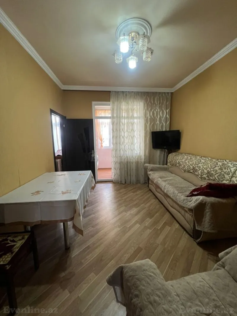 Satılır 3 otaqlı Mənzil Köhnə tikili 55 m² 5-ci mikrorayon