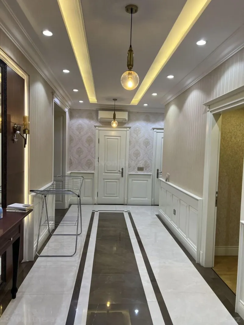 Satılır 3 otaqlı Mənzil Yeni tikili 141 m² Xətai m. - şəkil 4