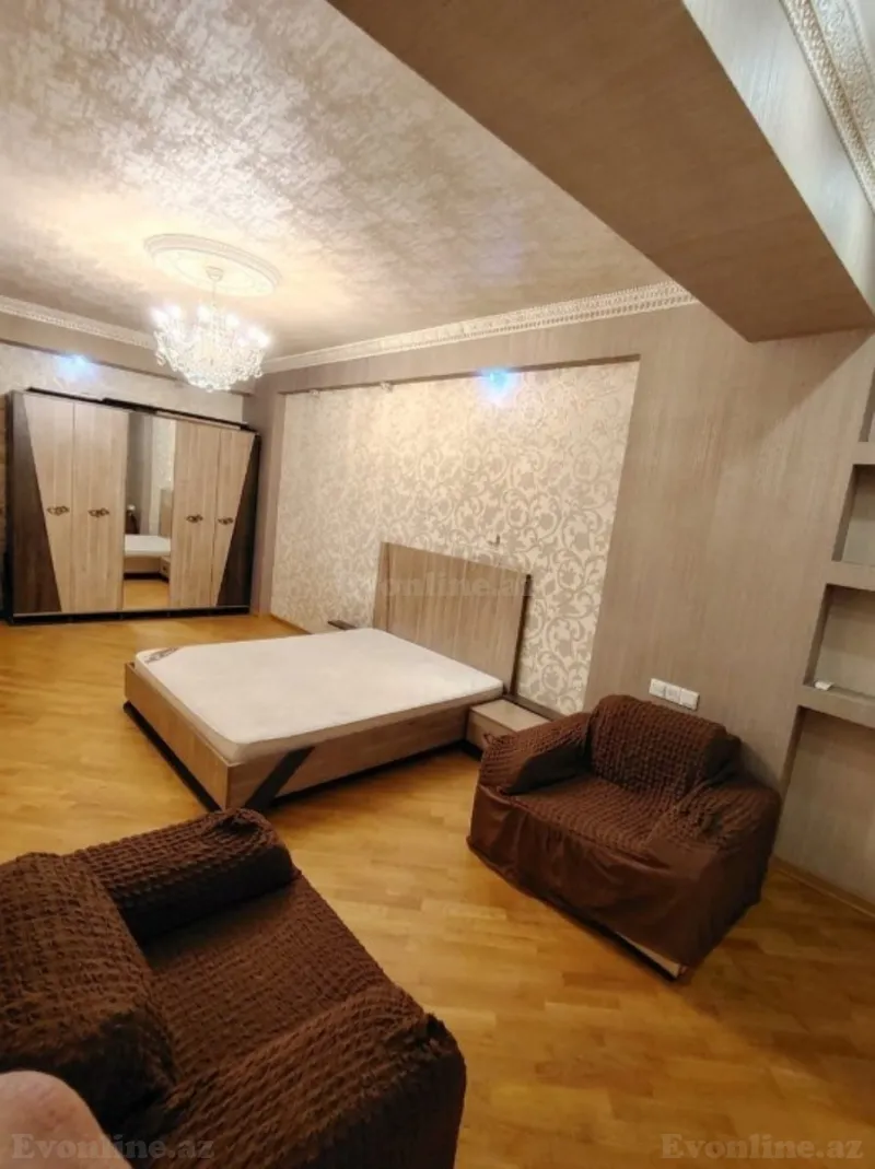 Kirayə verilir 2 otaqlı Mənzil Yeni tikili 100 m² Xətai m.