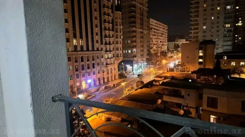 Satılır 2 otaqlı Mənzil Yeni tikili 51 m² 28 May m.