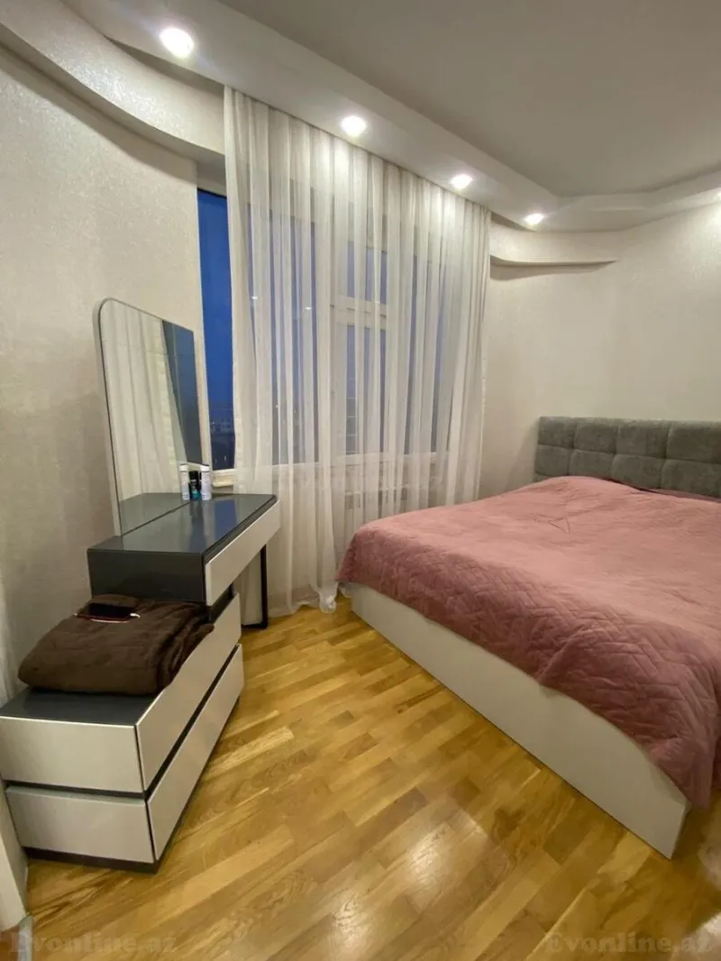 Satılır 3 otaqlı Mənzil Yeni tikili 85 m² İnşaatçılar m. - şəkil 5