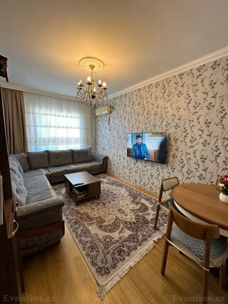 Satılır 2 otaqlı Mənzil Köhnə tikili 55 m² Suraxanı r.