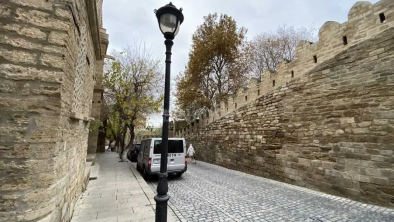 Kirayə verilir 1 otaqlı Mənzil Köhnə tikili 30 m² İçərişəhər m. - şəkil 6