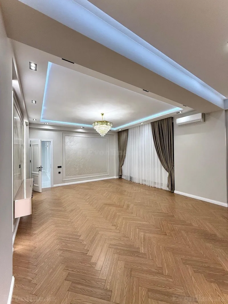 Satılır 3 otaqlı Mənzil Yeni tikili 132 m² 28 May m. - şəkil 3