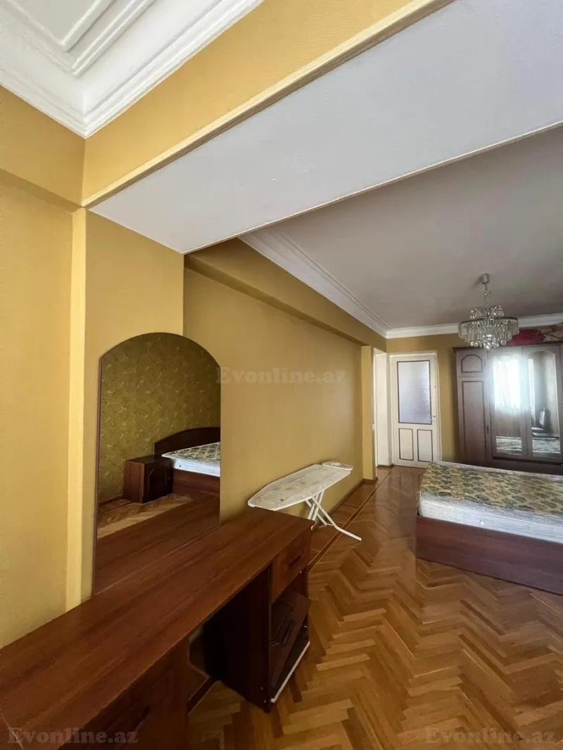 Satılır 3 otaqlı Mənzil Köhnə tikili 85 m² 28 May m. - şəkil 4