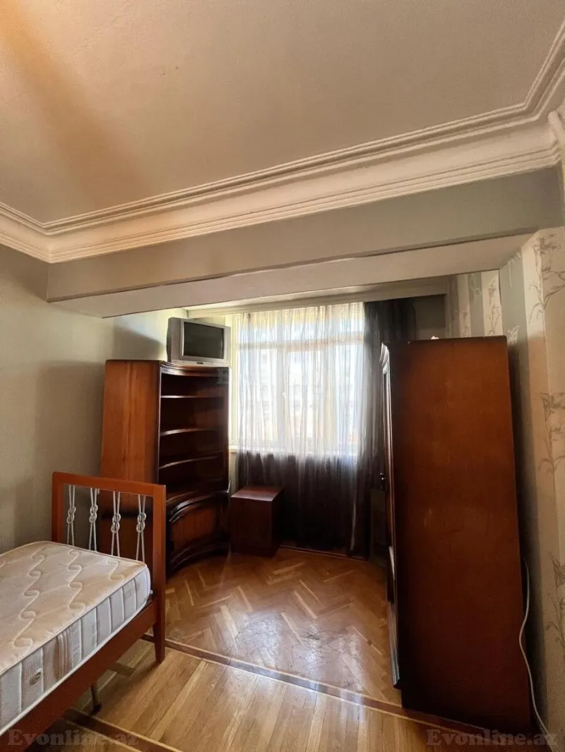 Satılır 3 otaqlı Mənzil Köhnə tikili 85 m² 28 May m. - şəkil 20