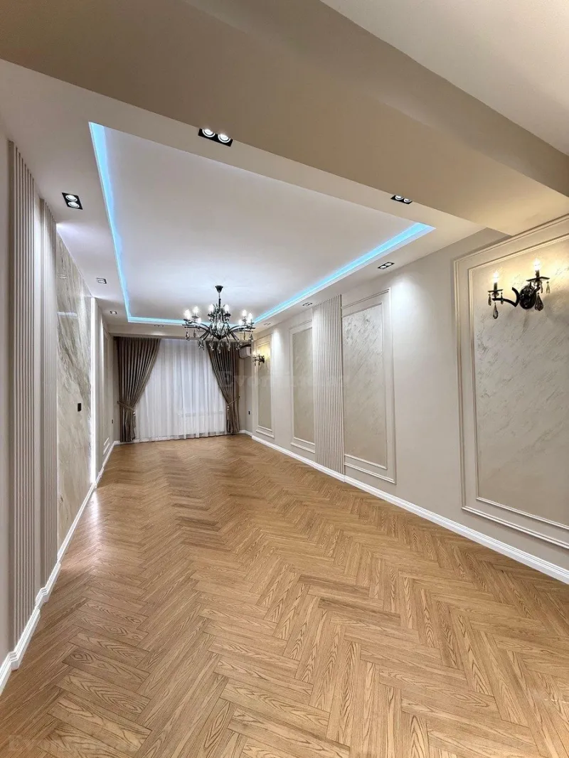 Satılır 4 otaqlı Mənzil Yeni tikili 137 m² Nəsimi r.
