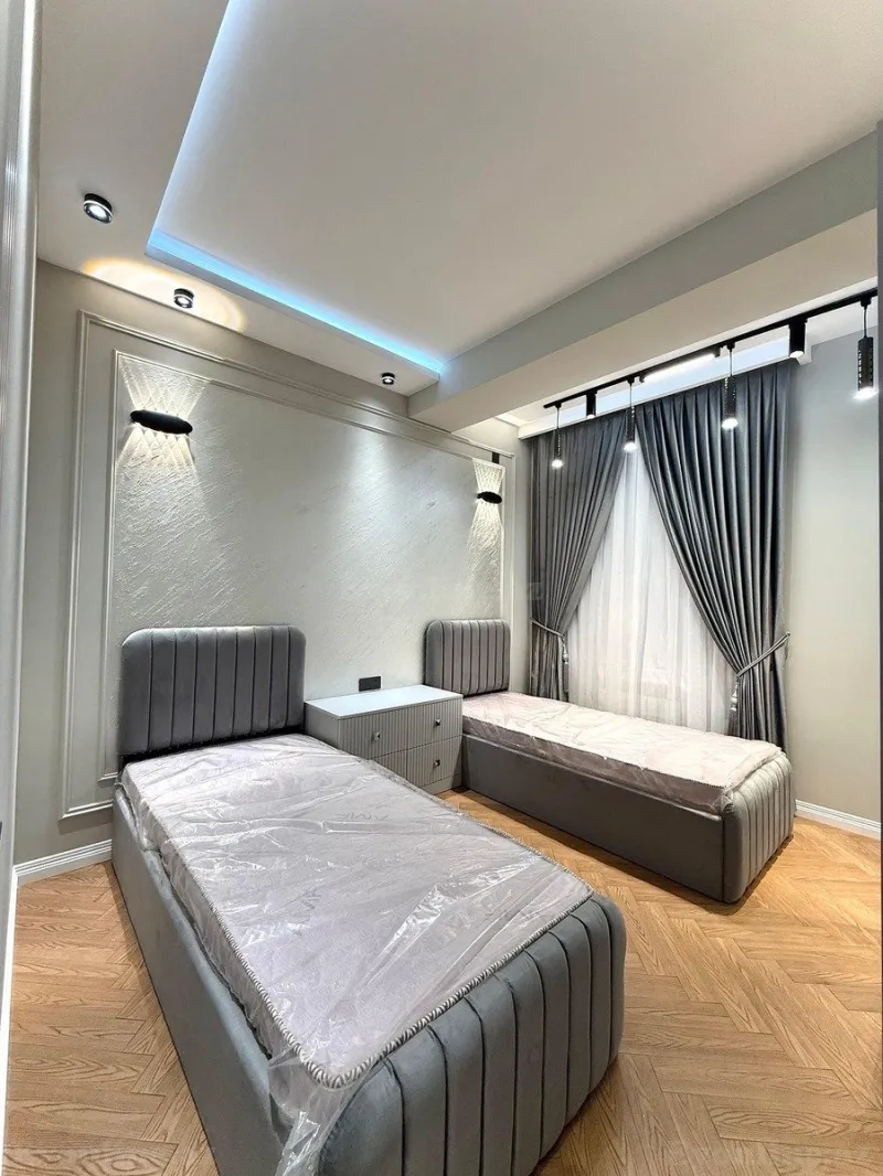 Satılır 4 otaqlı Mənzil Yeni tikili 137 m² Nəsimi r. - şəkil 5