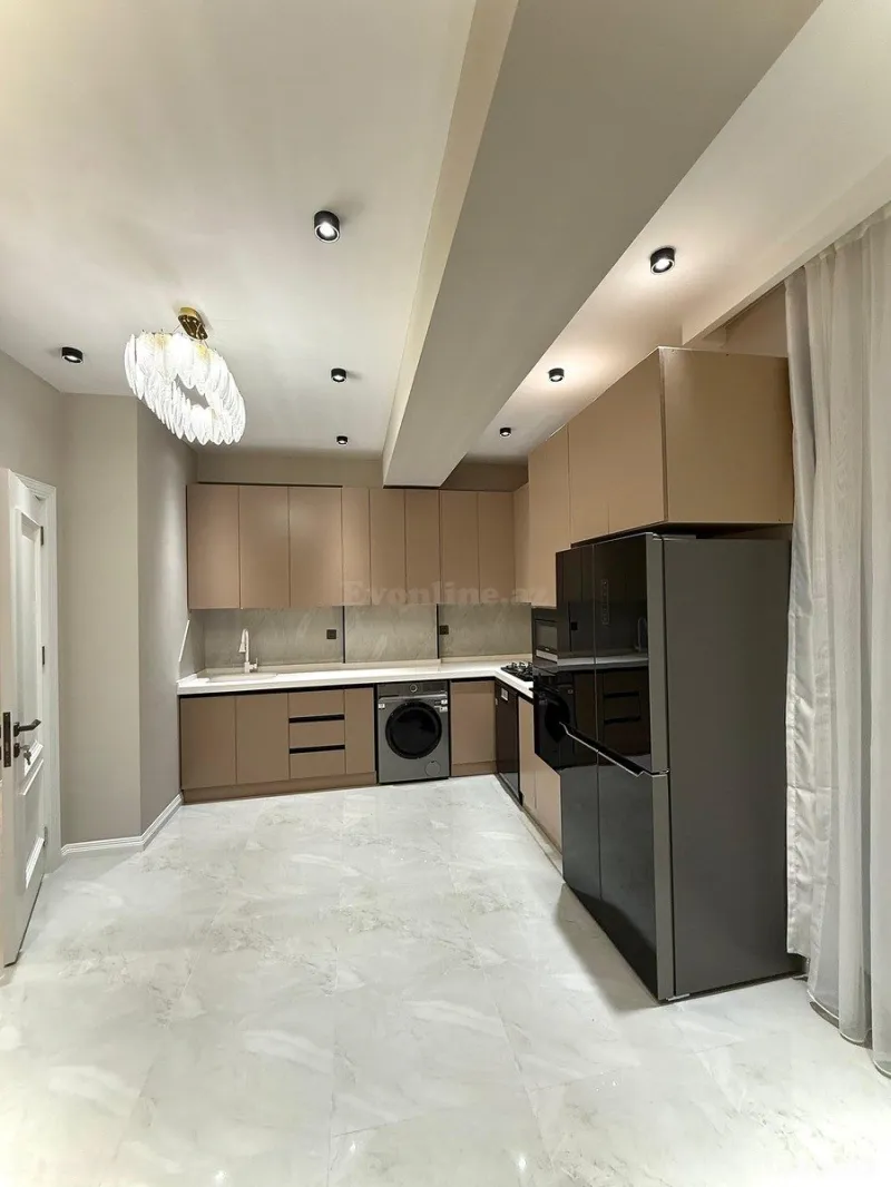 Satılır 4 otaqlı Mənzil Yeni tikili 137 m² Nəsimi r. - şəkil 6