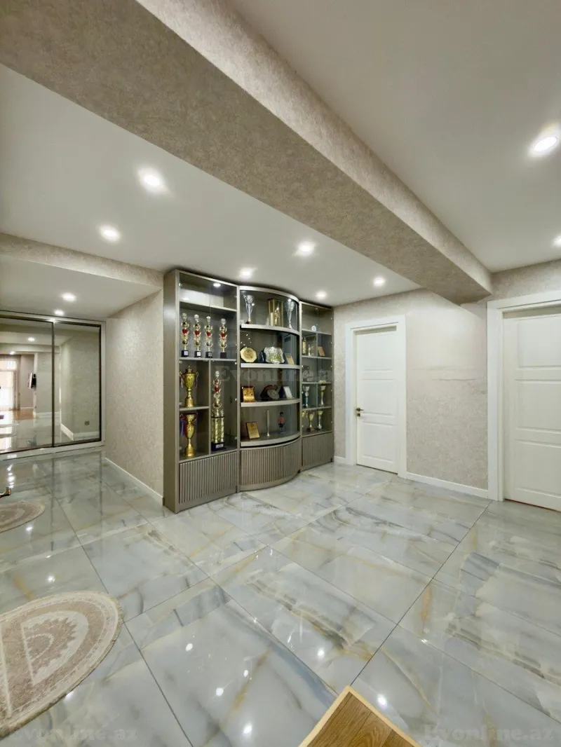 Satılır 5 otaqlı Mənzil Yeni tikili 201 m² Nərimanov r. - şəkil 13