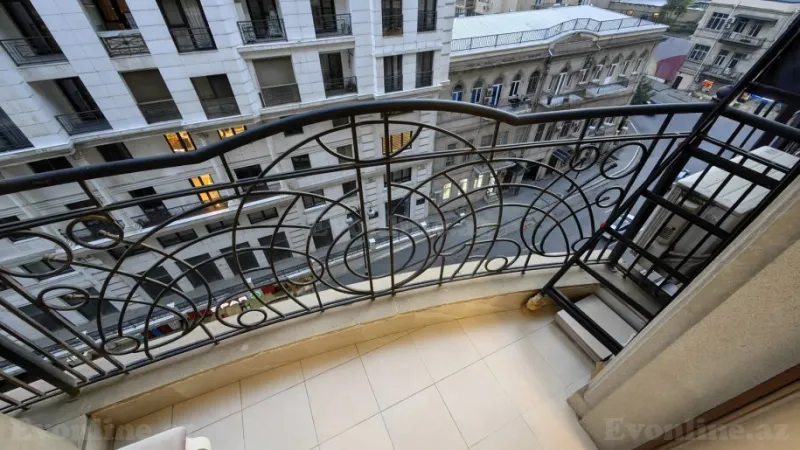 Satılır 4 otaqlı Mənzil Yeni tikili 205 m² İçərişəhər m. - şəkil 5