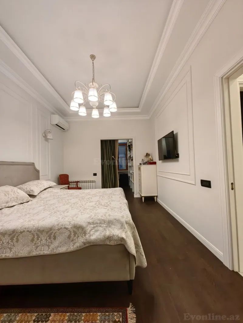 Satılır 4 otaqlı Mənzil Yeni tikili 205 m² İçərişəhər m. - şəkil 14