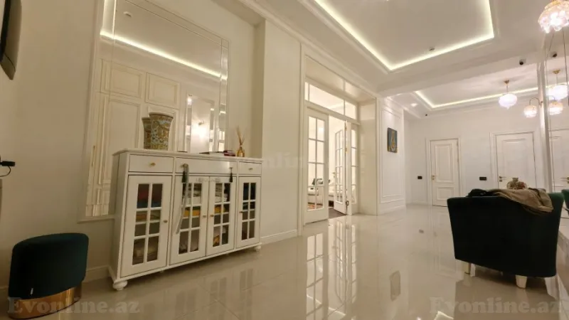 Satılır 4 otaqlı Mənzil Yeni tikili 205 m² İçərişəhər m. - şəkil 25