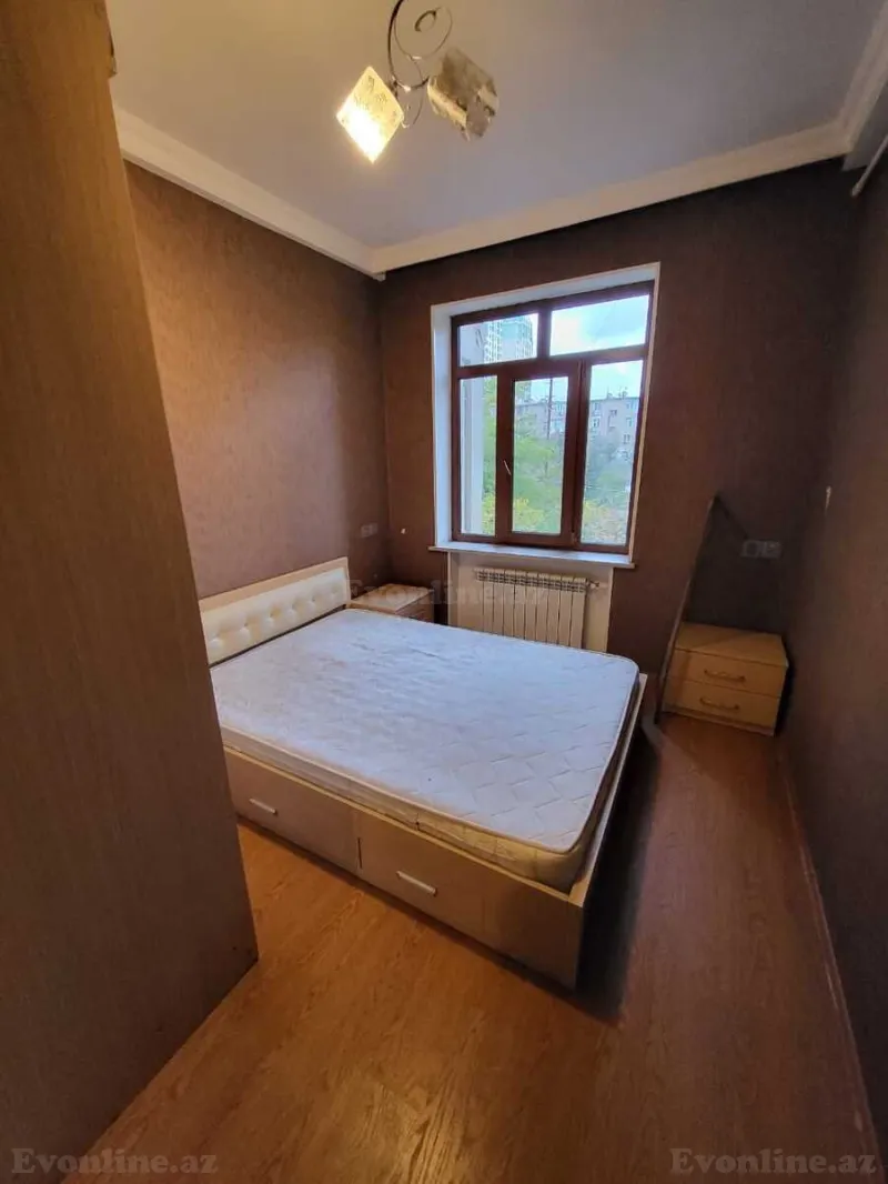 Satılır 2 otaqlı Mənzil Köhnə tikili 34 m² Neftçilər m. - şəkil 8
