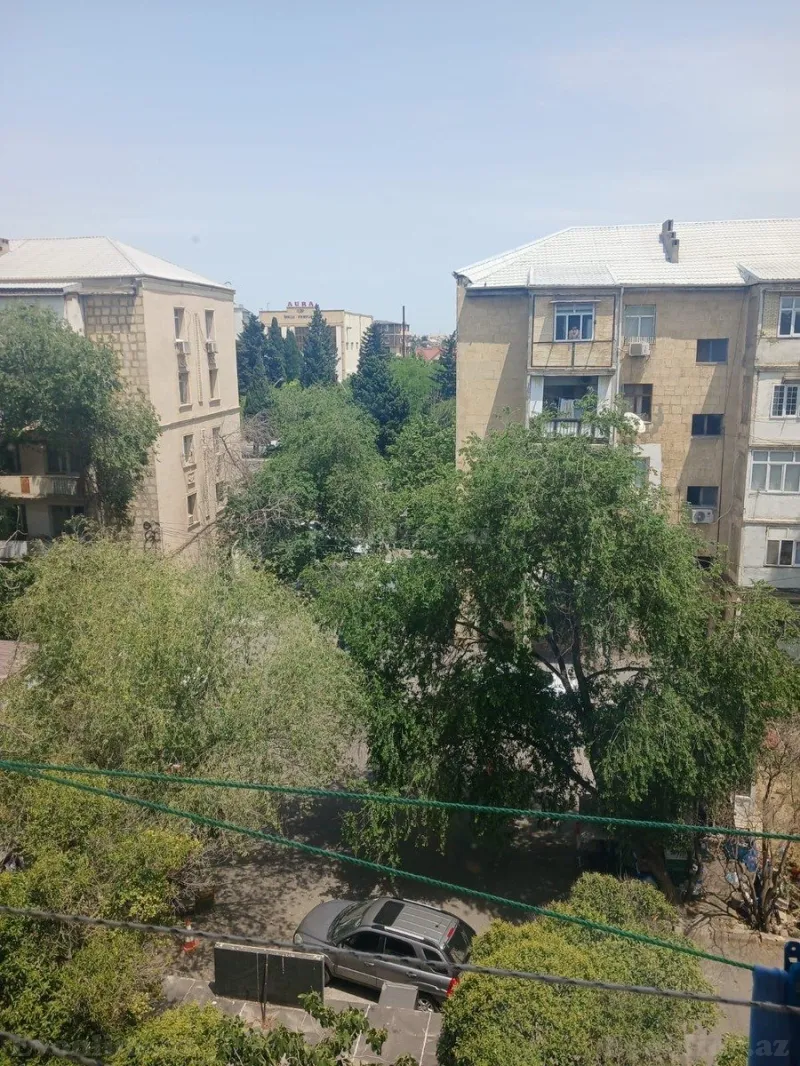 Bakı, Sabunçu r.da 3 otaqlı mənzil kirayə verilir