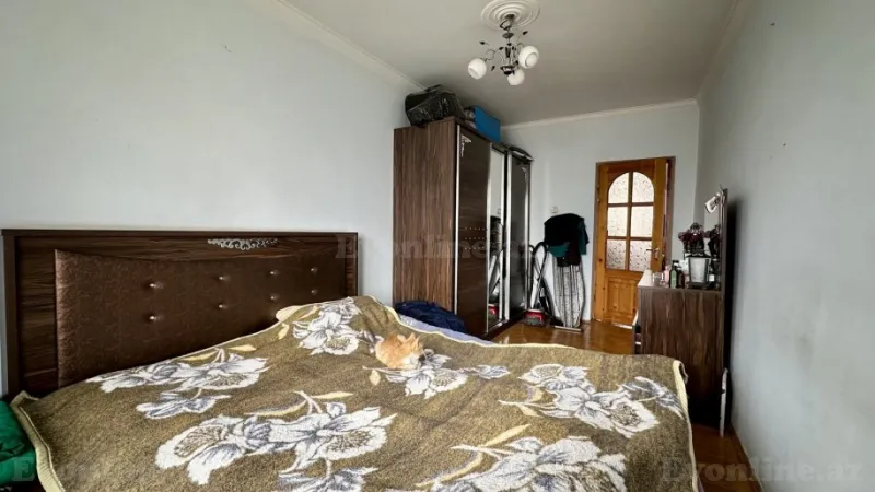 Satılır 3 otaqlı Mənzil Köhnə tikili 70 m² Neftçilər m. - şəkil 6