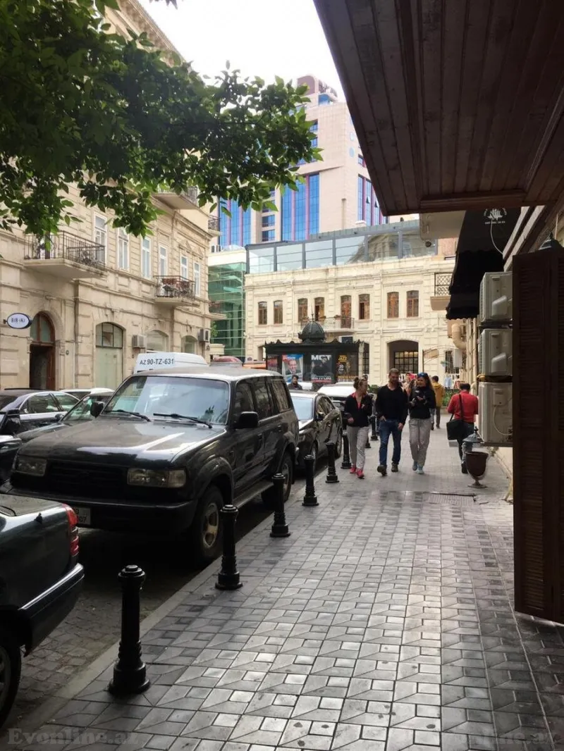 Kirayə verilir 2 otaqlı Mənzil Yeni tikili 50 m² Sahil m. - şəkil 7