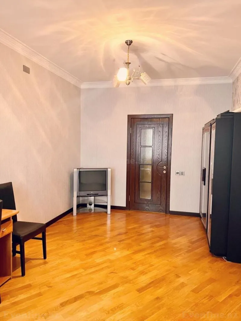 Satılır 3 otaqlı Mənzil Köhnə tikili 96 m² 9-cu mikrorayon - şəkil 6