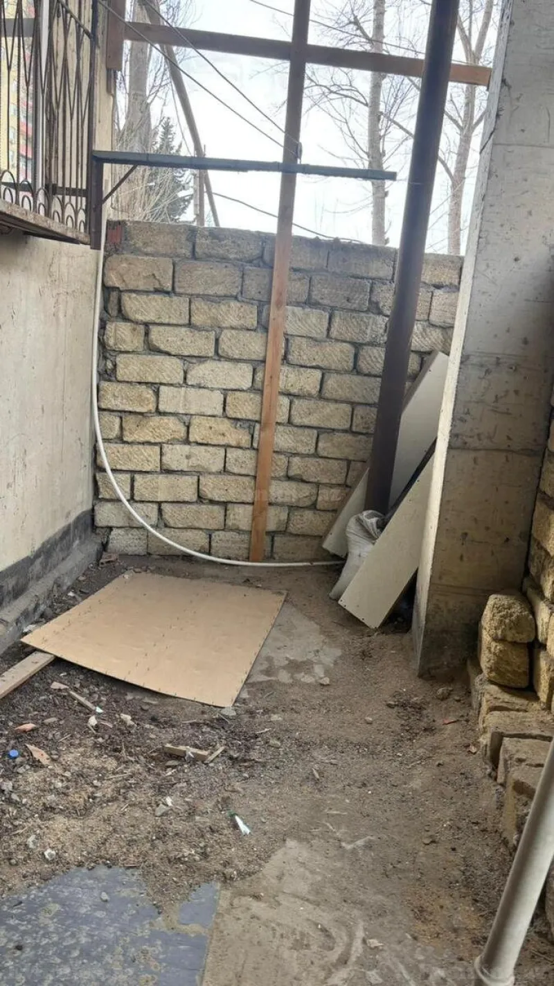 Satılır 2 otaqlı Mənzil Köhnə tikili 45 m² Yeni Yasamal - şəkil 9