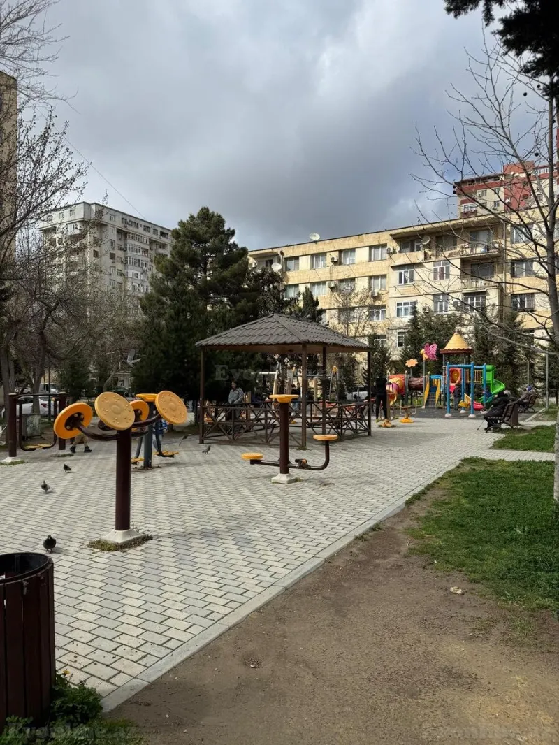 Satılır 3 otaqlı Mənzil Köhnə tikili 65 m² Əhmədli - şəkil 4