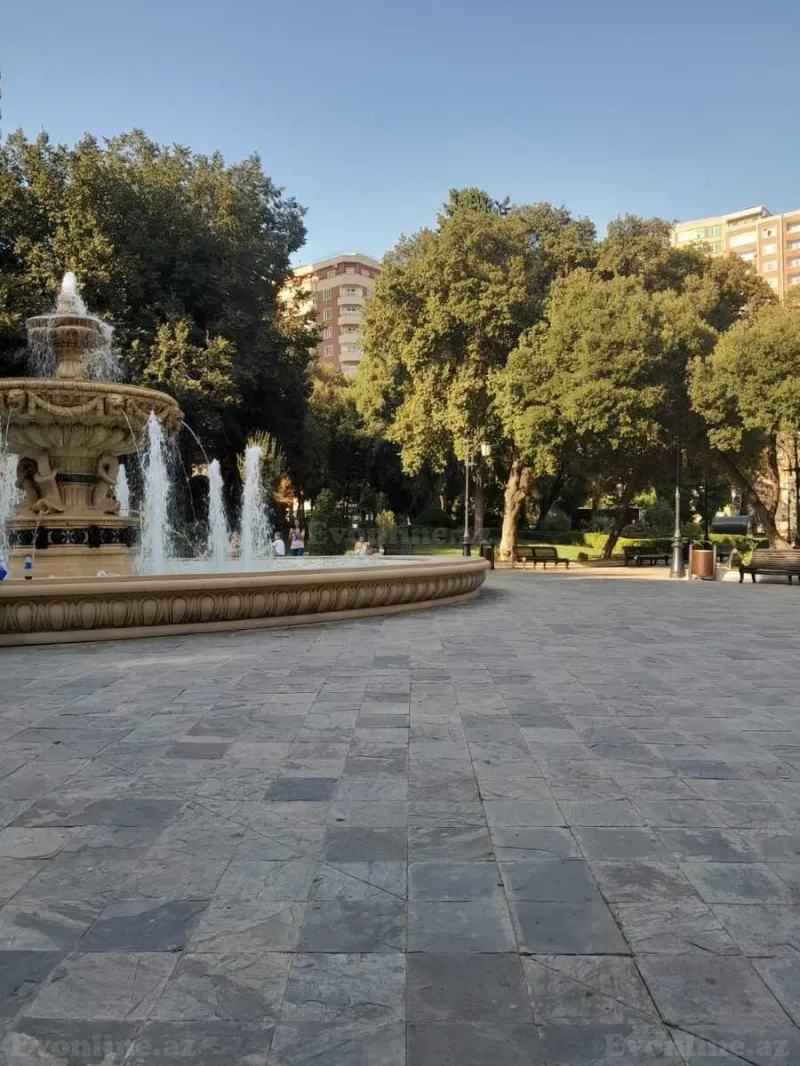 Satılır 2 otaqlı Mənzil Köhnə tikili 50 m² Nəsimi r.