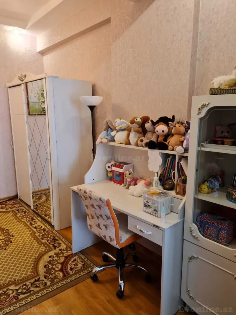 Kirayə verilir 4 otaqlı Mənzil Yeni tikili 165 m² Nizami m. - şəkil 8