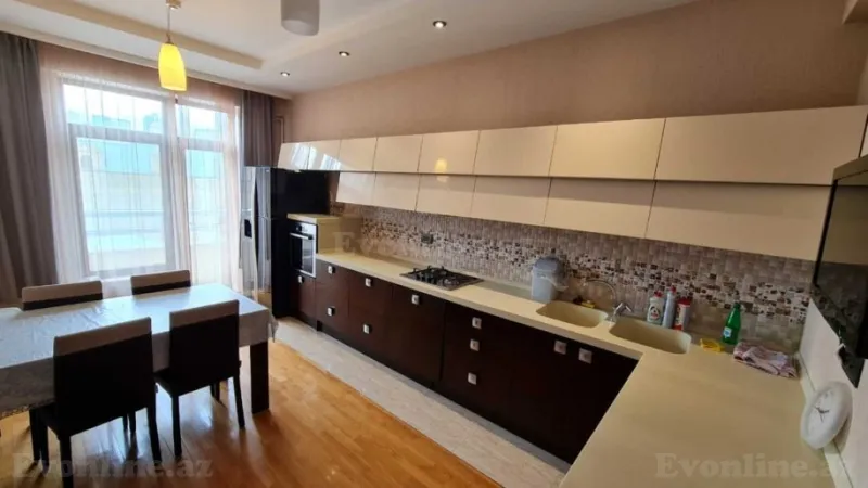 Kirayə verilir 4 otaqlı Mənzil Yeni tikili 165 m² Nizami m. - şəkil 9