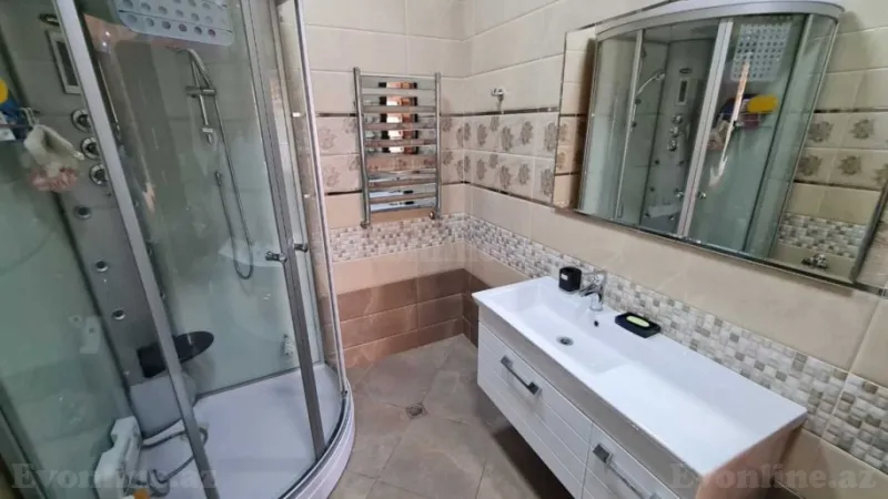 Kirayə verilir 4 otaqlı Mənzil Yeni tikili 165 m² Nizami m. - şəkil 11