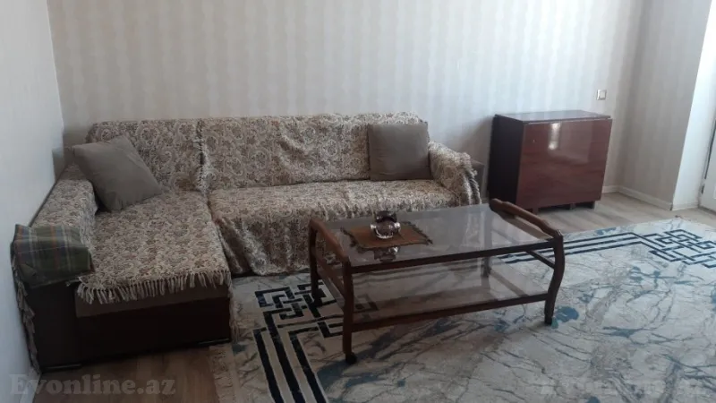 Bakı, Suraxanı r., Hövsanda 4 otaqlı mənzil kirayə verilir