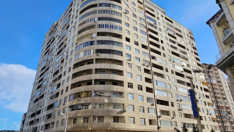 Satılır 4 otaqlı Mənzil Yeni tikili 185 m² Nərimanov r. - şəkil 2