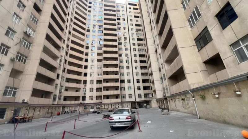 Satılır 4 otaqlı Mənzil Yeni tikili 185 m² Nərimanov r. - şəkil 3