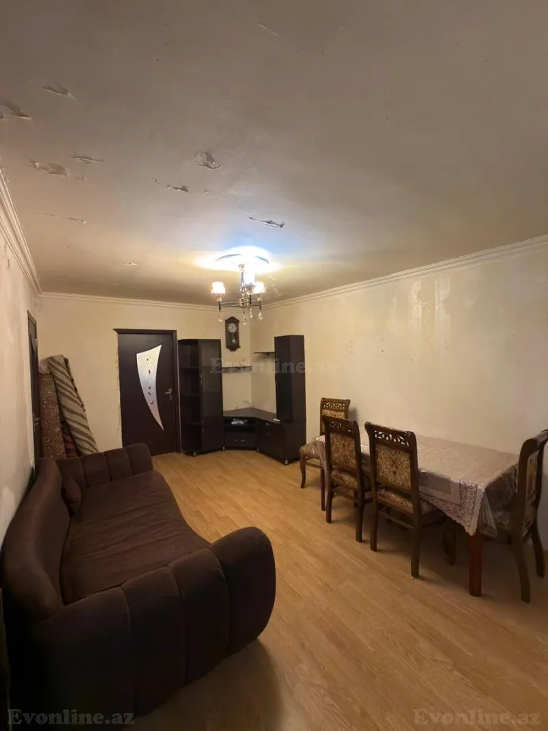 Satılır 3 otaqlı Mənzil Köhnə tikili 75 m² Yasamal - şəkil 2